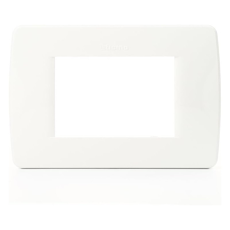 Moon - 3p white plate Moon - 3p white plate