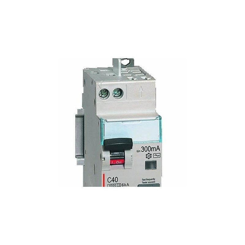 Interruttore magnetotermico differenziale btdin45 1p+n tipo a - in. 16a - idn. 0.03a Interruttore magnetotermico differenziale btdin45 1p+n tipo a - in. 16a - idn. 0.03a