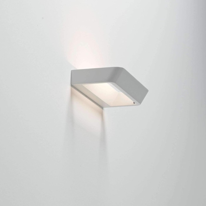 Belvedere white led wall light