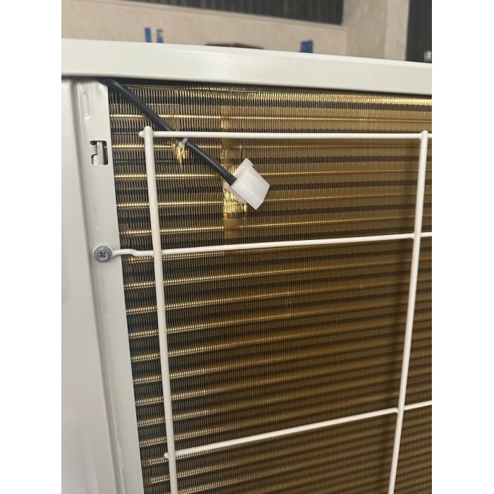 Therma V heat pump external unit, R-410A refrigerant 12.0 kW. – Power supply: 380-415 V, three-phase, 50 Hz